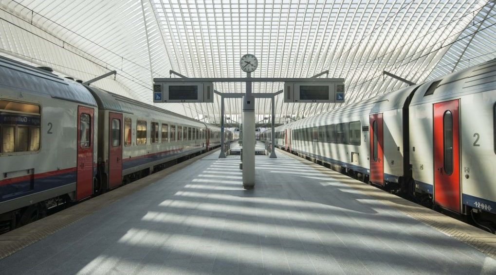 illustation picture shows a strike of railway unions CGSP Cheminots and CSC Transcom, on Thursday 26 May 2016, at the Liege Guillemins railways station. Unions ACV and ACOD didn't call on their members to join the strike. BELGA PHOTO NICOLAS LAMBERT