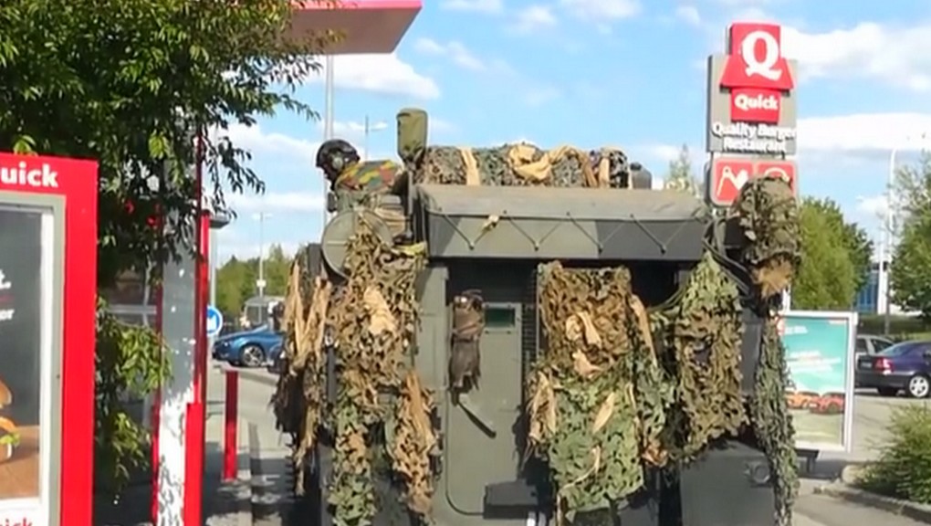 Quick Drogenbos - Militaires - 21 juillet