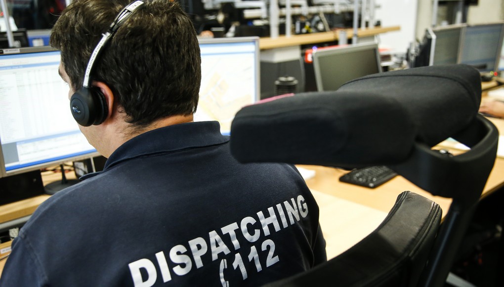20150605 - LEUVEN, BELGIUM: Illustration picture shows the dispatching during a visit to the control room of the '112' emergency center, in Leuven, Friday 05 June 2015. BELGA PHOTO THIERRY ROGE