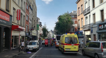 Saint-Gilles : feu de toiture sur la chaussée de Waterloo, situation sous contrôle