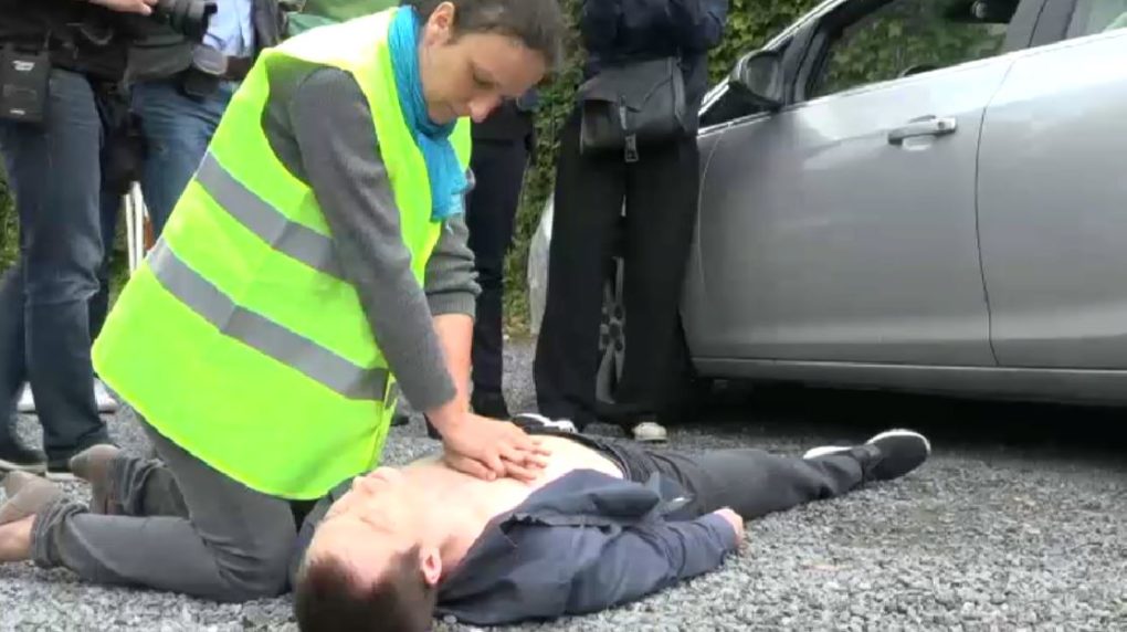 Pour décrocher son permis à Bruxelles, il faudra être formé aux premiers secours - BX1