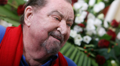 Spectacle hommage au chorégraphe Maurice Béjart à Forest National - BX1