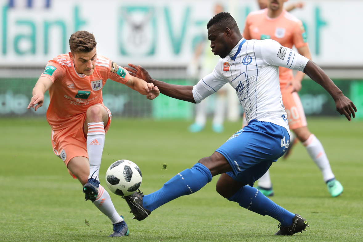 Anderlecht s'incline à Gand (1-0), Bruges sacré champion de Belgique - BX1