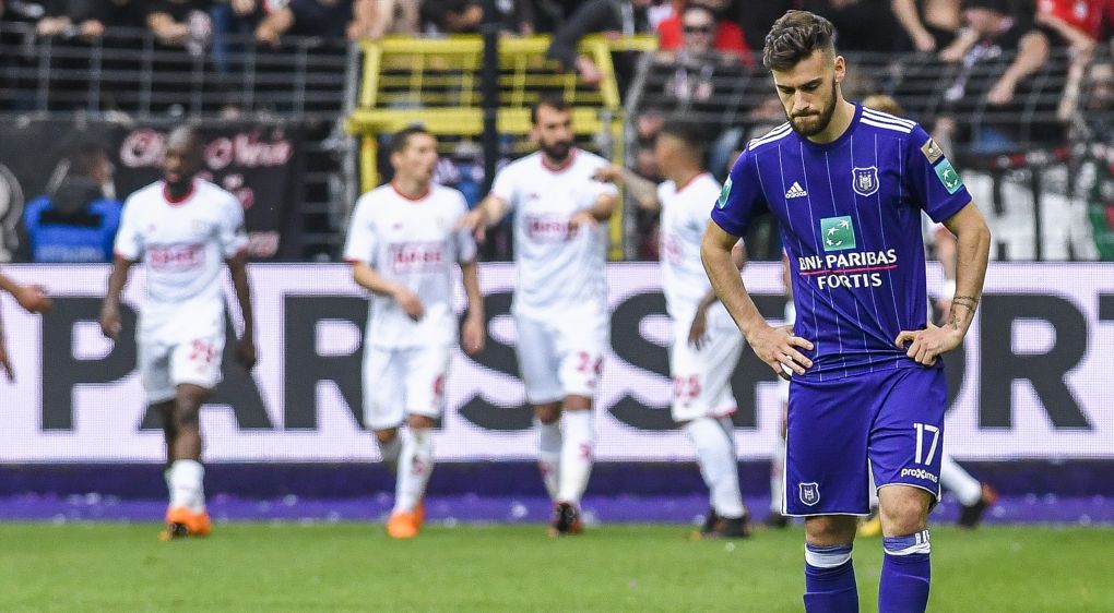 Football: le Standard bat Anderlecht (1-3) et s'empare de la 2ème place - BX1