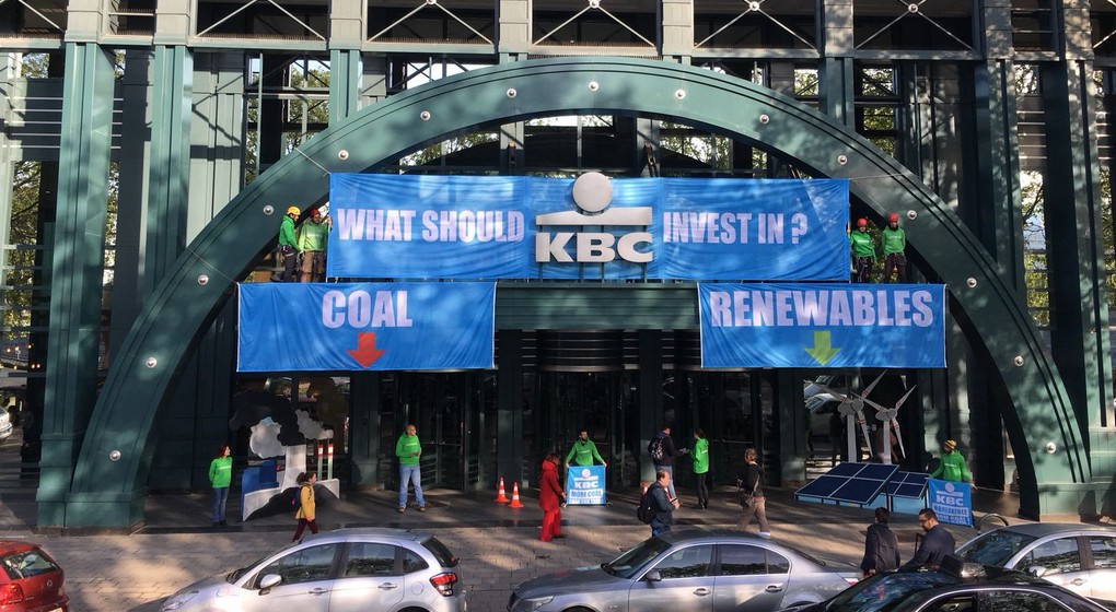 Siège central de la banque KBC, assiégé par Greenpeace à Molenbeek - BX1