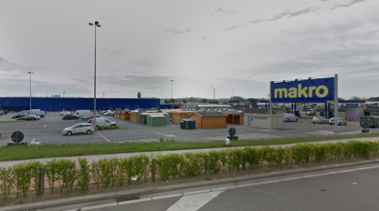 Makro, parking - BX1