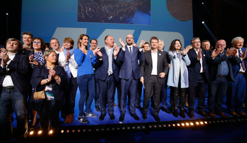 Rassemblement de 2000 militants pour la fête du MR du 1er Mai - BX1