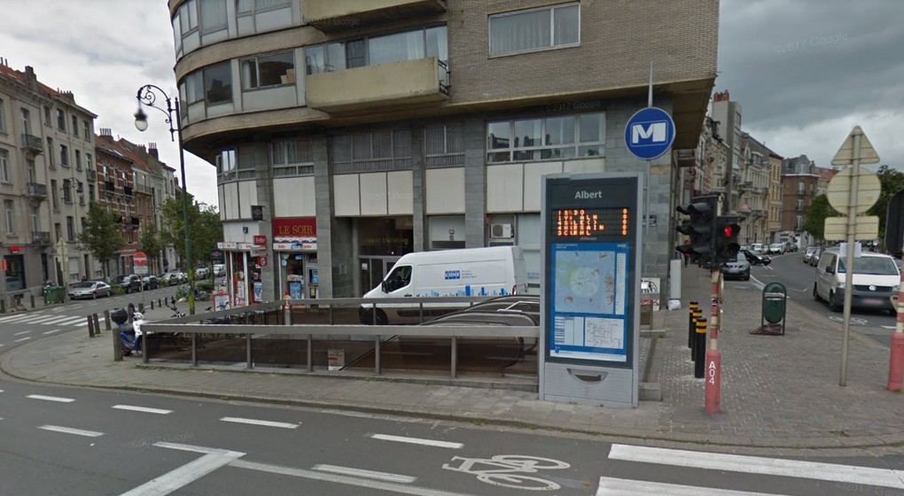 Station Prémétro Albert Forest - Google Street View