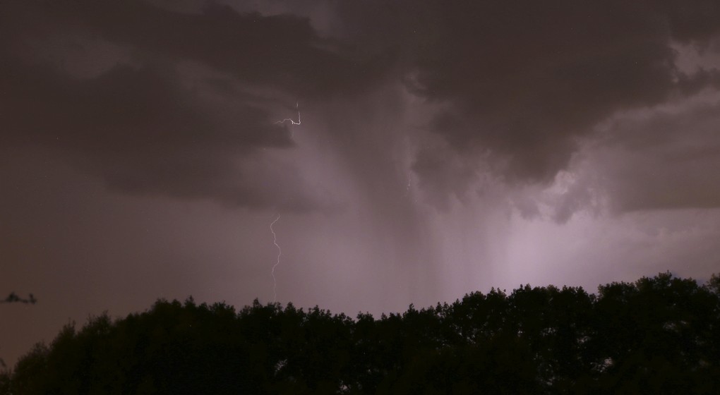 Orages - Tonnerre - Nuages - Belga Nicolas Maeterlinck