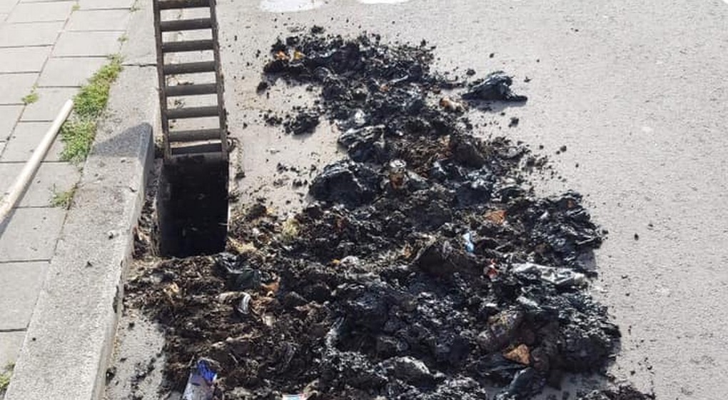 Déchets Sacs déjection canine - Ganshoren - Facebook Stéphane Obeid