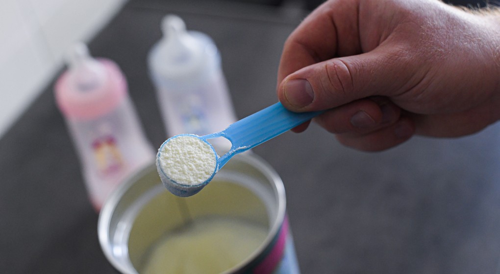 Lait pour bébé - Poudre - Belga Laurie Dieffembacq