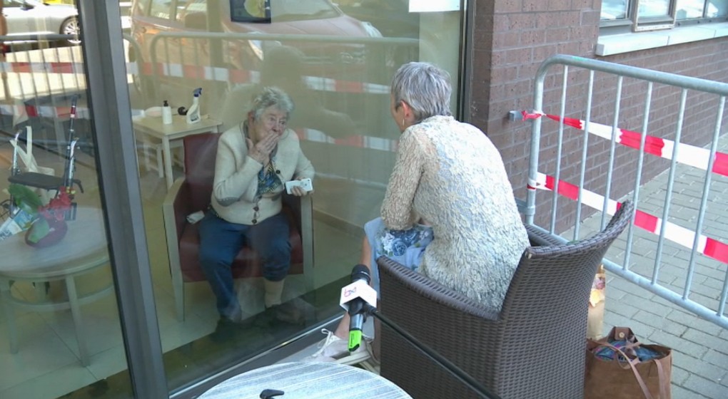 Visites Maisons de Repos - Illustration BX1