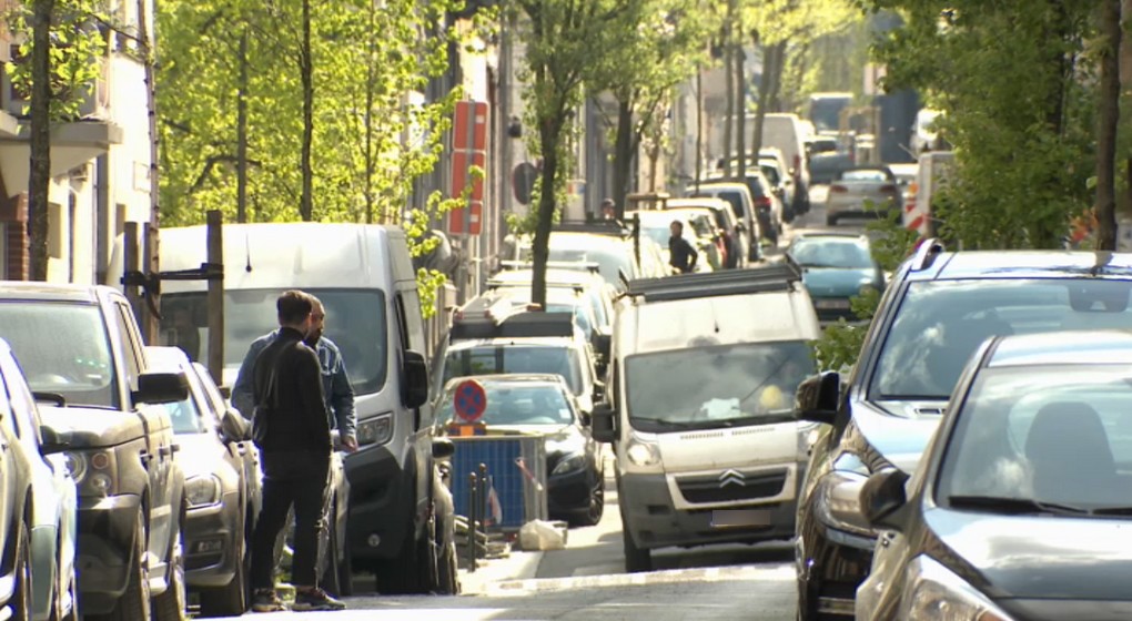 Voitures Parking Stationnement Saint-Josse - Capture BX1