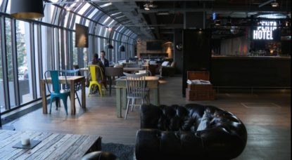 Pentahotel vide - Illustration BX1