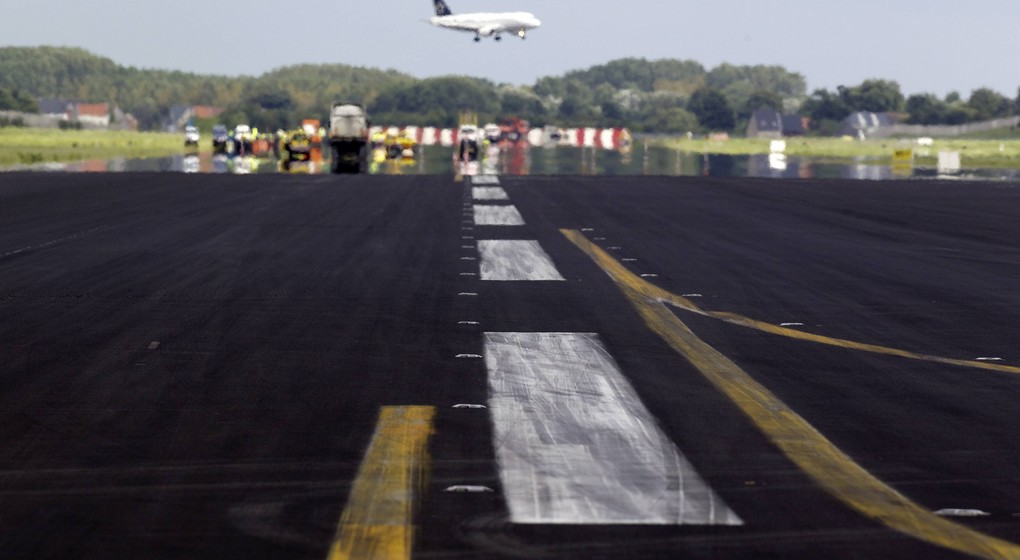 Piste 25R 07L Brussels Airport - Travaux - Belga Nicolas Maeterlinck