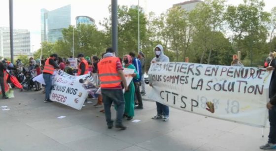 Manifestation pour enfants sans papiers Bruxelles 28082020 - Belga Video
