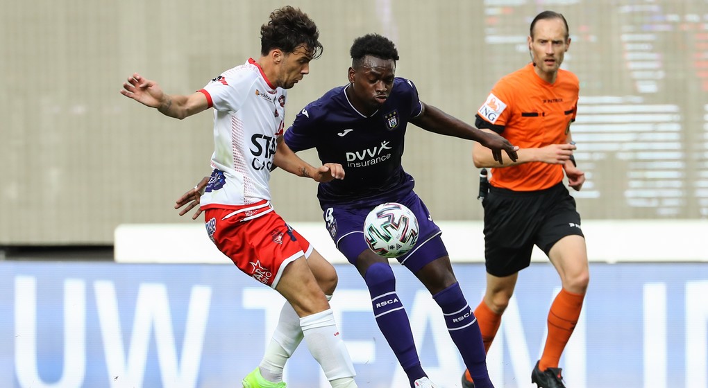 Landry Dimata Duel RSC Anderlecht Mouscron - Belga David Pintens