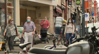 Bulle sociale Personnes dans la rue masques - Capture BX1.jpg