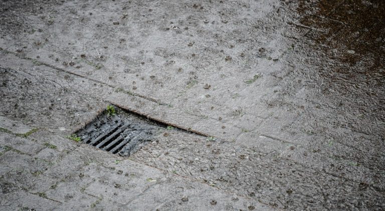 Woluwe-Saint-Lambert encourage la récolte d’eau de pluie avec deux primes communales
