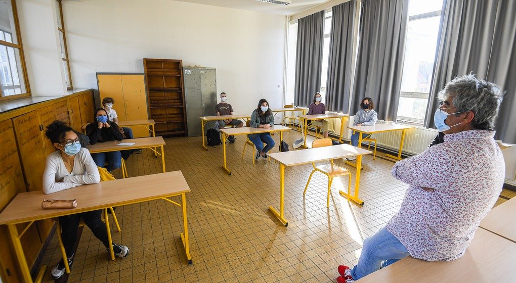 Classe secondaire école Etterbeek Athénée Royal Jean Absil - Belga Laurie Dieffembacq
