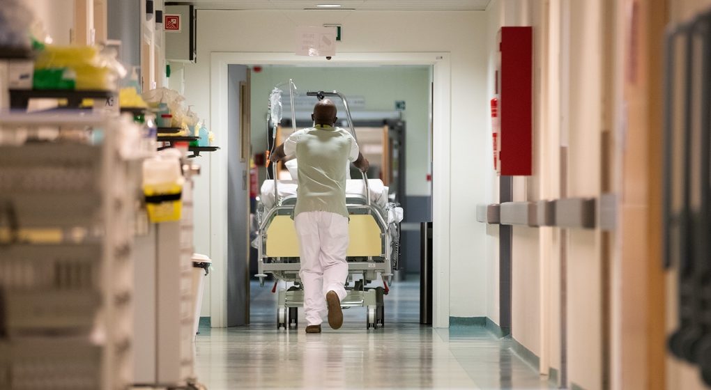 Hôpital Patient Covid-19 UZ Brussel - Belga Benoit Doppagne