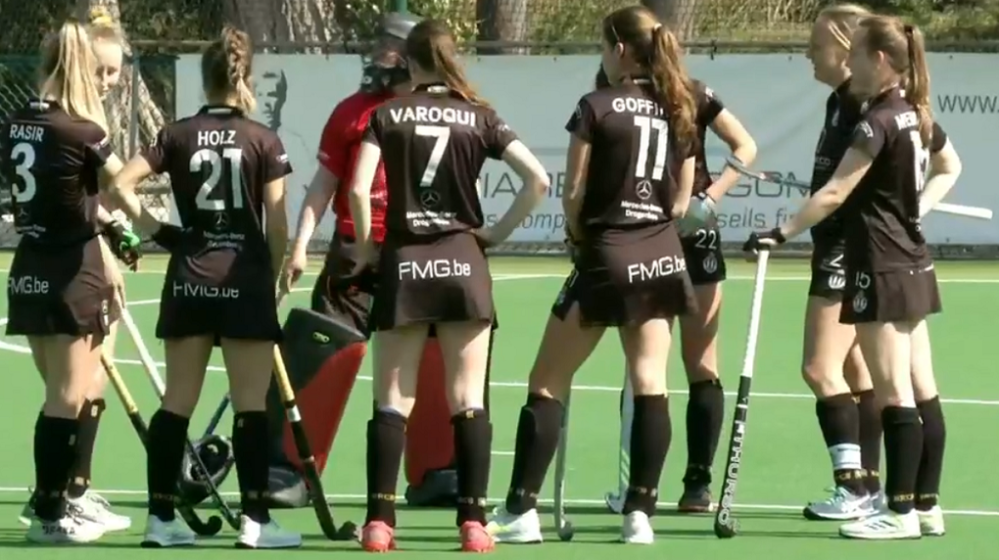 L'équipe du Racing en groupe avant la rencontre face à l'Herakles.