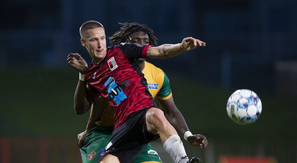 Glenn Claes RWDM - Belga Kristof Van Accom