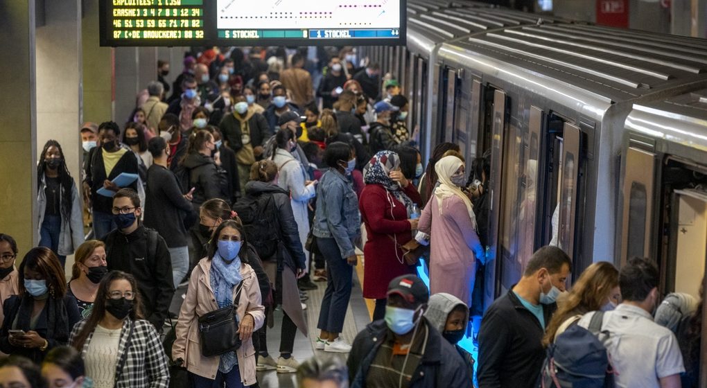 Métro Foule Personnes De Brouckère - Belga Hatim Kaghat