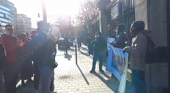 Manifestation Travailleurs sans-papiers Cabinet Vervoort - Capture CSC bruxelles