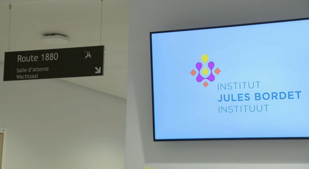 Salle d'attente Nouvel Institut Jules Bordet Anderlecht - Capture BX1.jpg