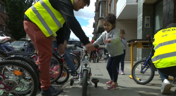 Vélothèque à Berchem-Sainte-Agathe - Photo : BX1