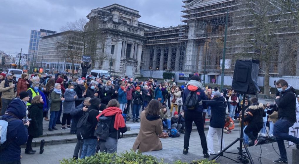 Gréviste sans papier Manifestation Place Poelaert - Marie-Noëlle Dinant BX1