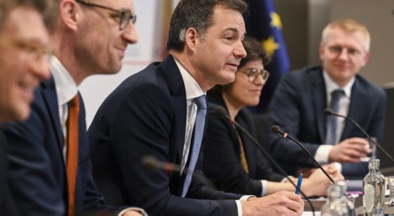 Conférence de presse Gouvernement fédéral Alexander De Croo Vincent Van Peteghem Tinne Van der Straeten - Belga Laurie Dieffembacq