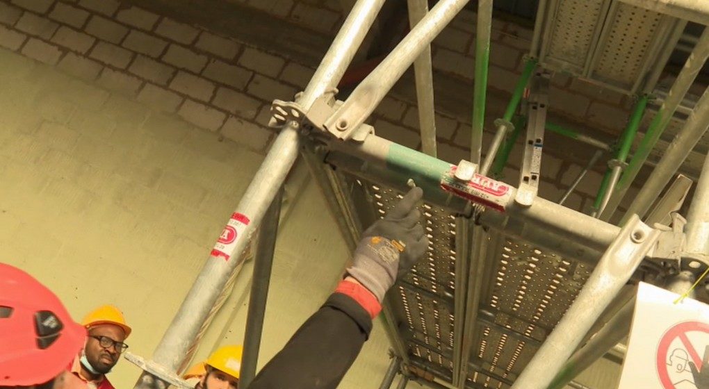 Sécurité Chantier Échaffaudage Travaux - Capture BX1