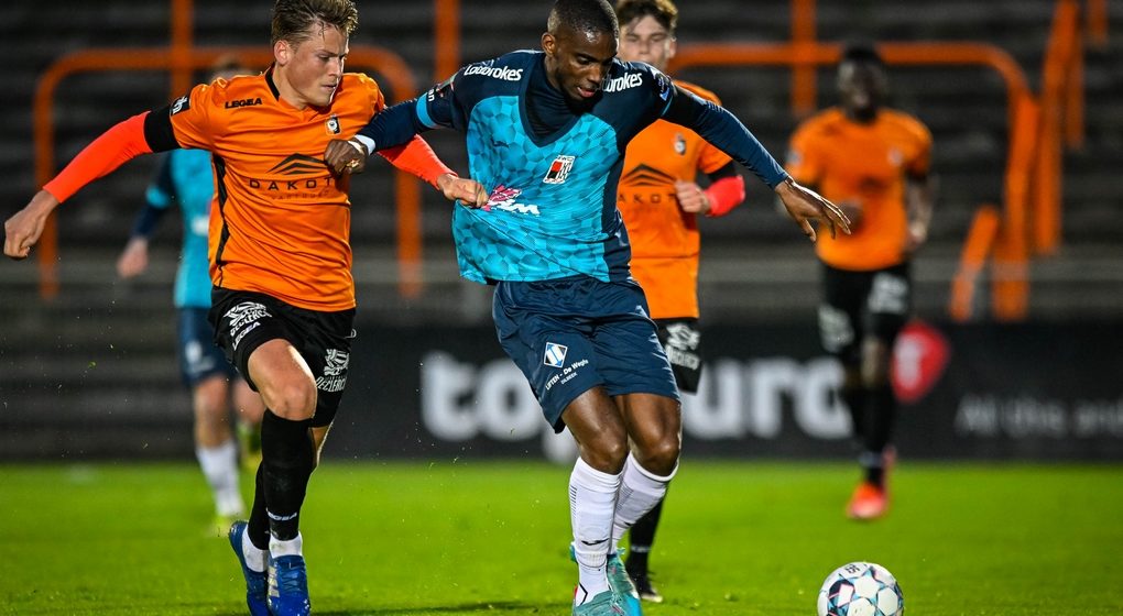 Thomas Ephestion RWDM Duel Deinze - Belga FIlip Lanszweert