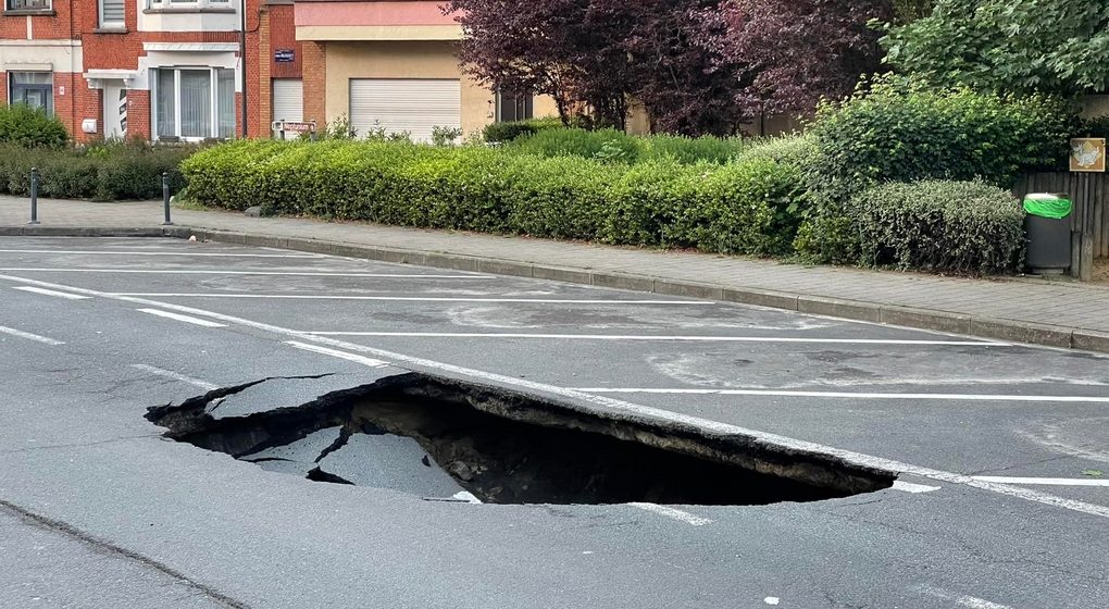 Schaerbeek Rue Gustave Latinis Trou - Facebook 23052022