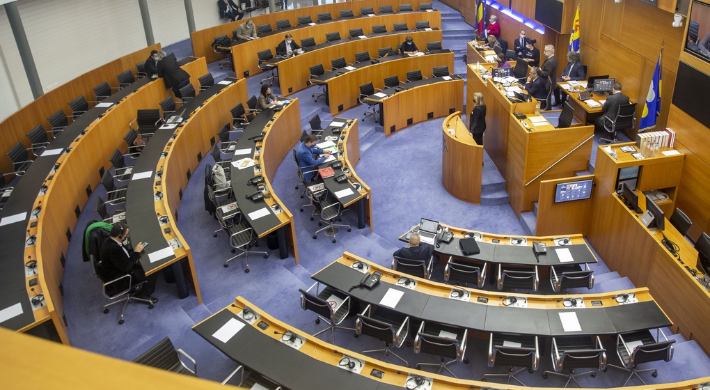 Parlement bruxellois Illustration 2022 - Belga Hatim Kaghat