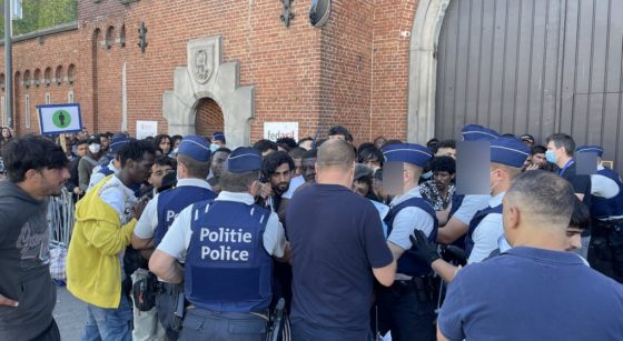 Petit Château Demandeurs d'Asile Files - Belga Nils Quintelier