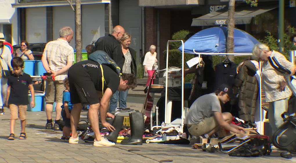 brocante à woluwe-saint-pierre - Photo : BX1
