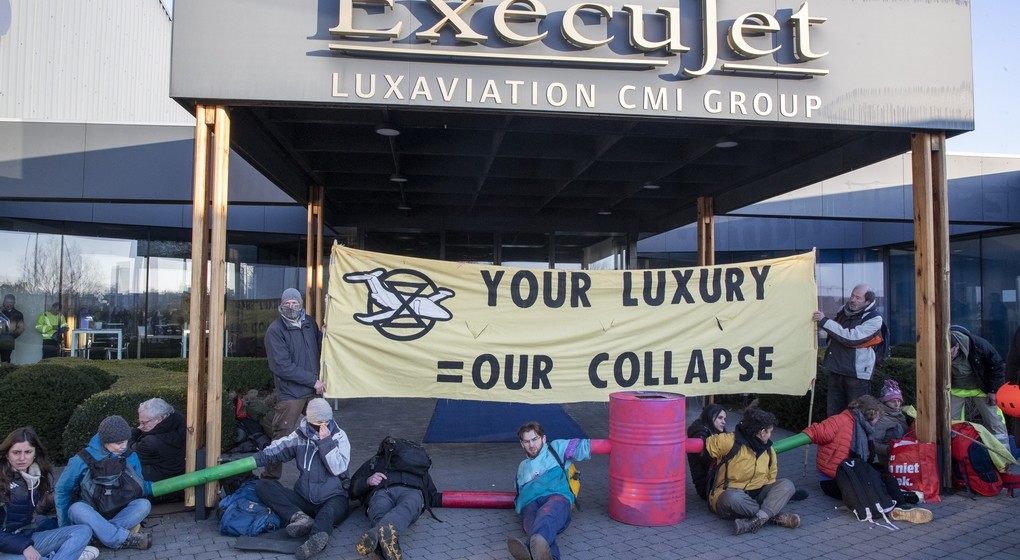 Manifestation ExtinctionRebellion contre Jets privés - Belga Nicolas Maeterlinck