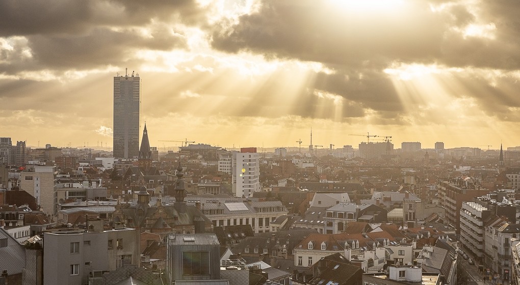 Soleil Ciel ensoleillé Météo - Belga James Arthur Gekiere