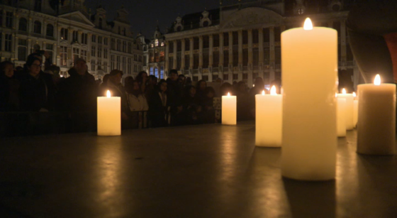 La grand place éteinte pour la Earth Hour - Photo : BX1