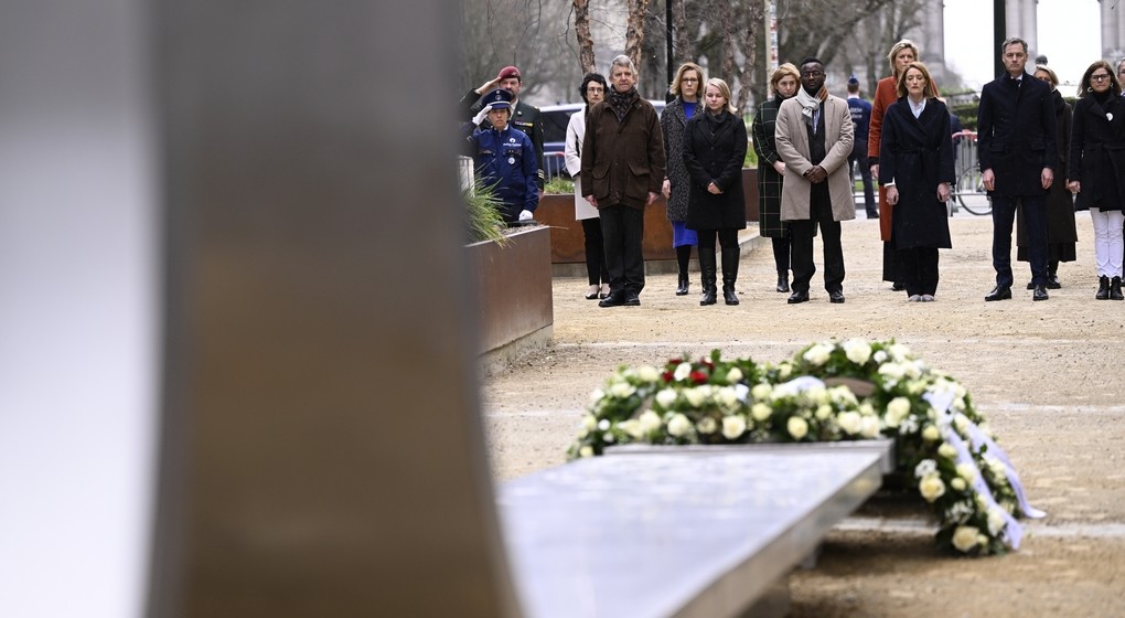 Hommage Victimes Attentats 22 mars 2016 - Schuman 2 - Belga Laurie Dieffembacq BELGA PHOTO LAURIE DIEFFEMBACQ