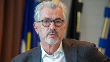 Réforme du chômage: un plan d’action et un sommet social en préparation à Bruxelles