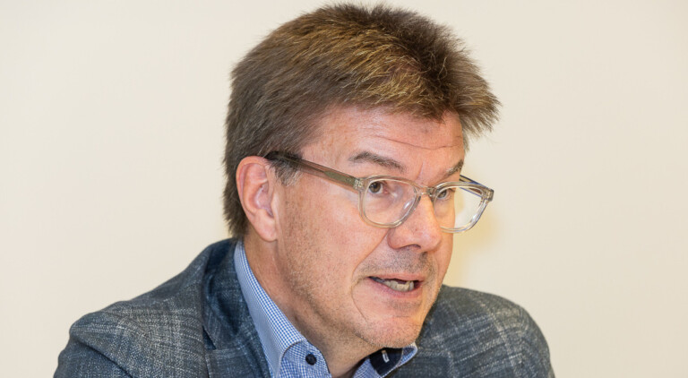 Démission du ministre Sven Gatz: pourquoi son remplacement sera compliqué