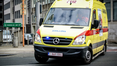 Un cycliste percuté à Evere par un car scolaire transportant des élèves: il a été transporté à l’hôpital