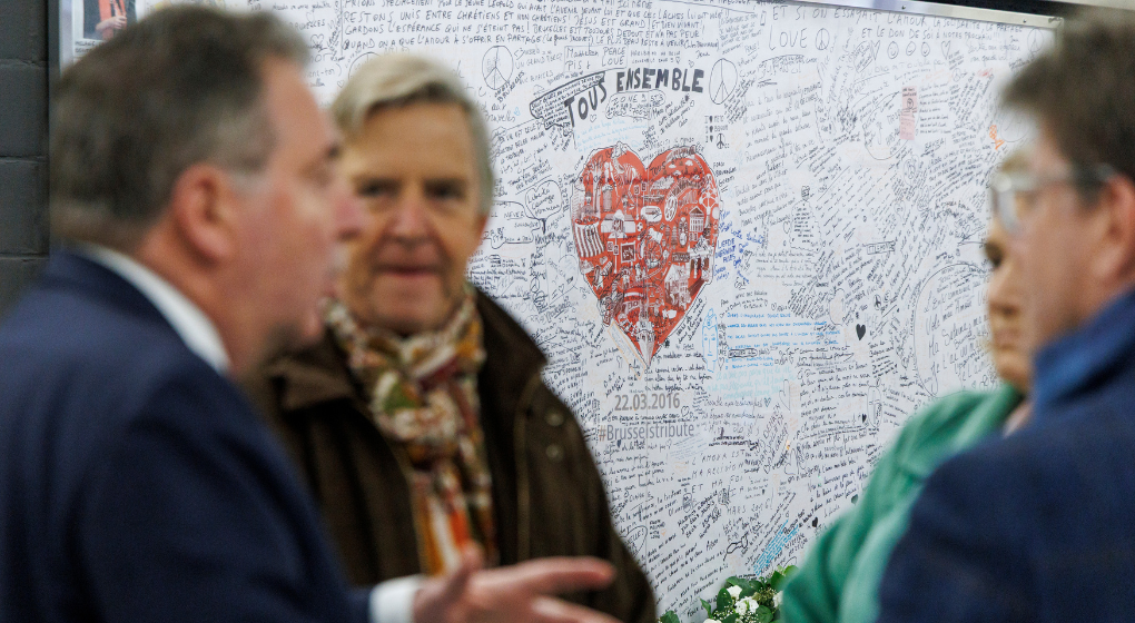 Une minute de silence dans la station de métro Maelbeek