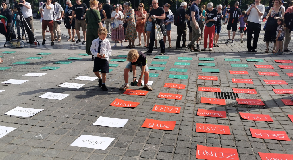 Une installation en hommage aux enfants de Gaza à Bruxelles pour interpeller l'UE