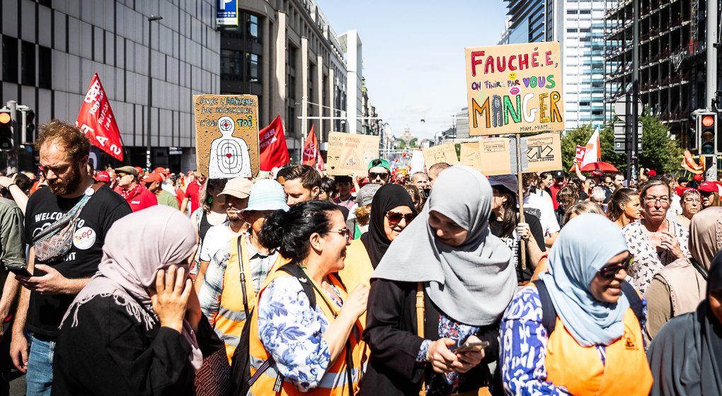 Journée d’action nationale : des dizaines de milliers de personnes manifestent contre un “gouvernement de menteurs”