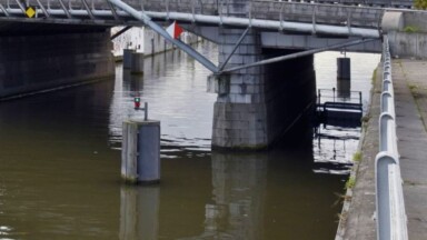 Un homme sauvé après une chute dans le canal